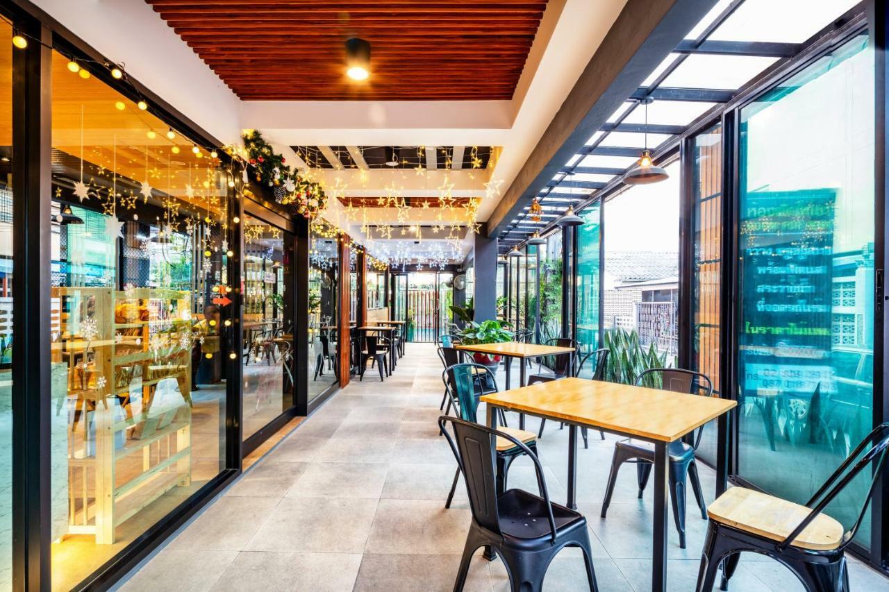 Penyos Service Apartment Bangkok Kültér fotó